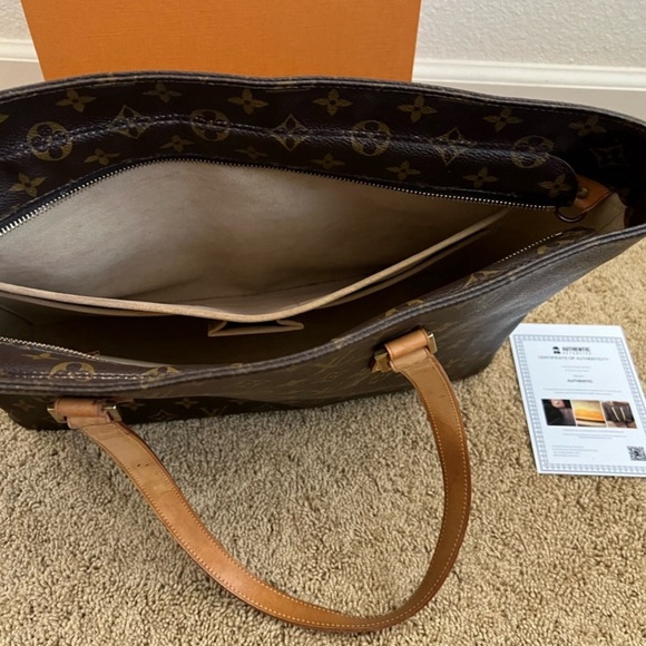 Authentic Louis Vuitton Luco Tote - Picture 3 of 6
